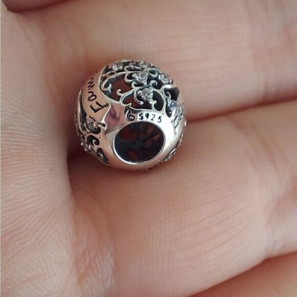 925 Sterling Silver Family Tree Charm - Picture 7 of 8